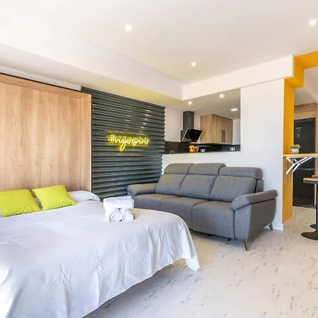 Expoholidays- Paseo Maritimo Apartment