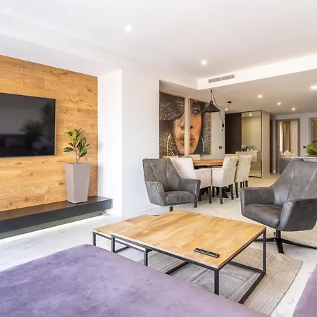 Expoholidays- Paseo Maritimo Apartment Almería