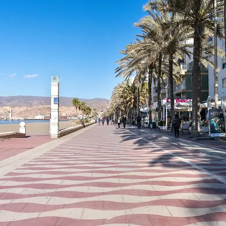 Expoholidays- Paseo Maritimo * Almería