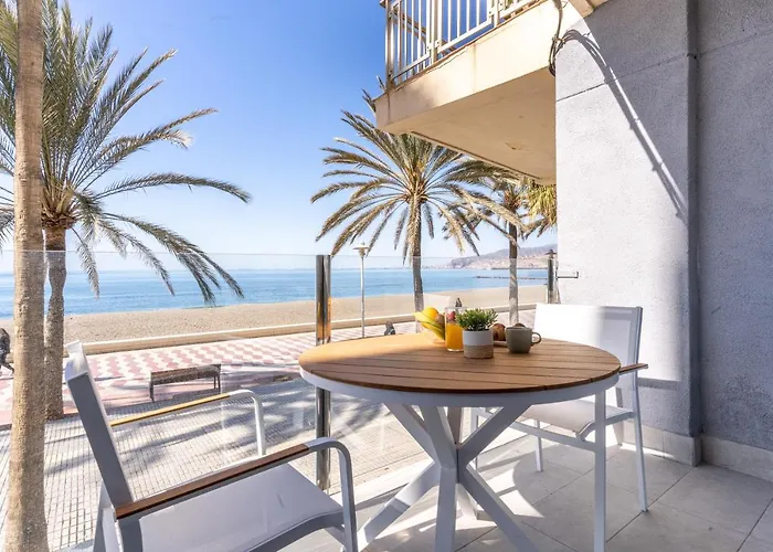 Paseo Maritimo By Expoholidays Apartment *